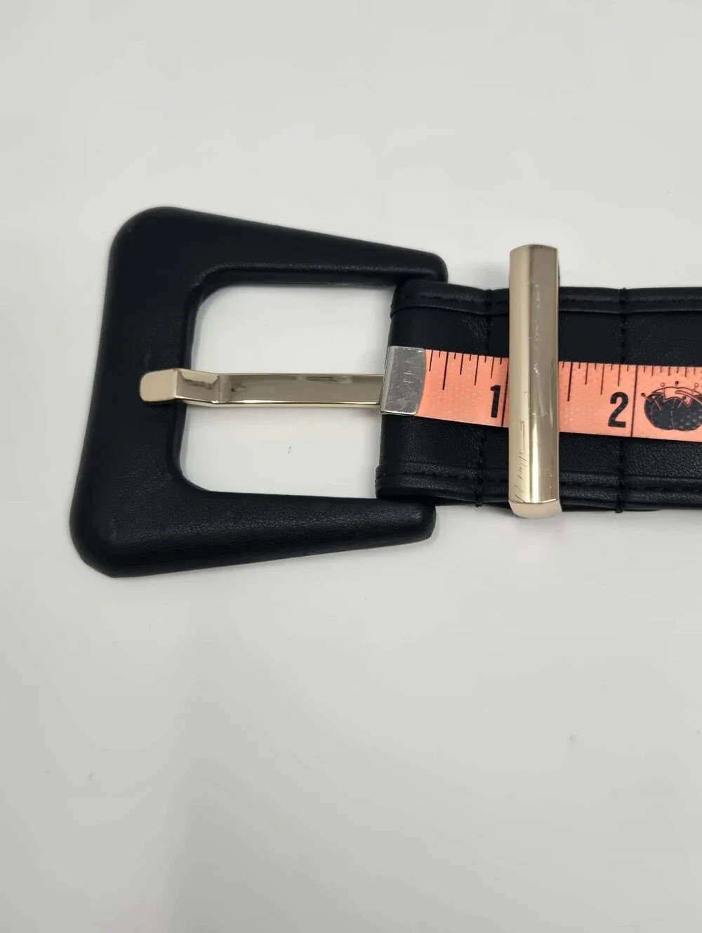 CABI WHITE BLACK LEATHER STATEMENT BELT GOLD HARDWARE WOMEN OS CLASSIC ACADEMIA
